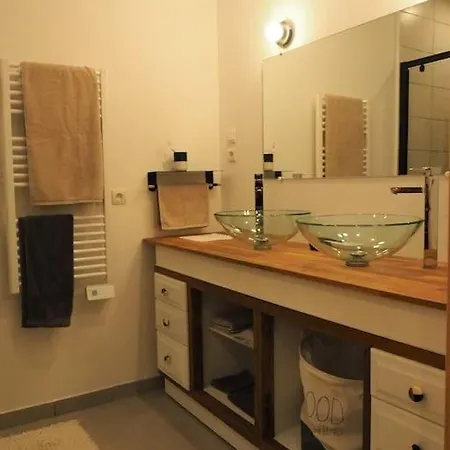 Appartement Loft Ravissant Proche Du Centre-ville Nîmes